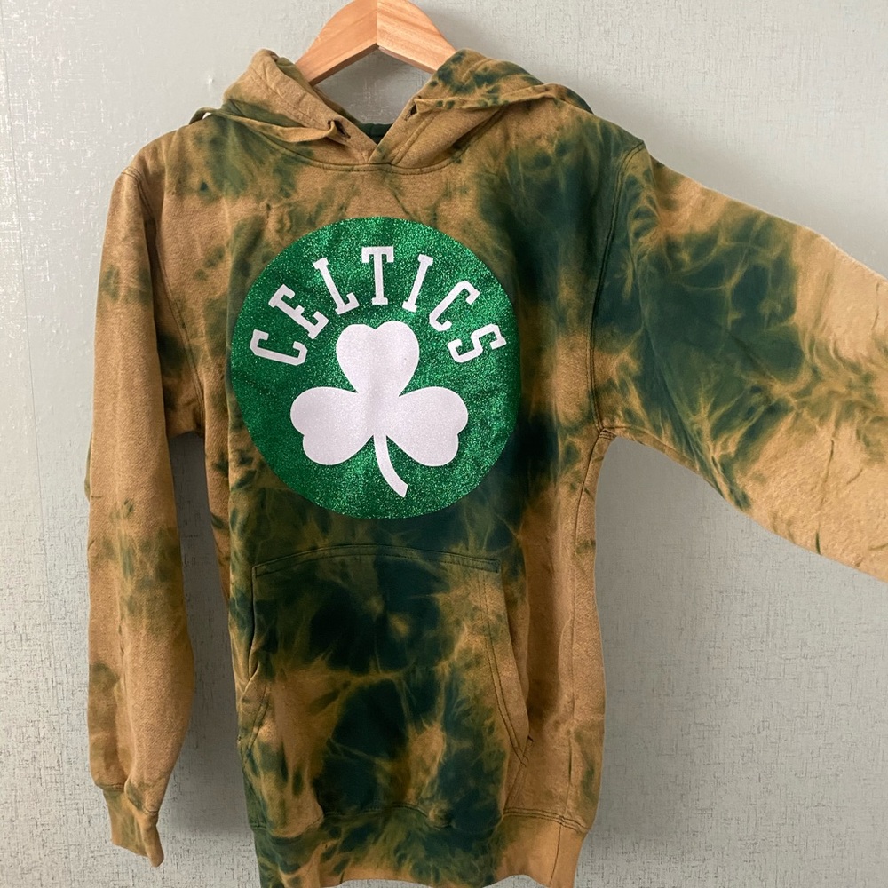 Women’s Celtics Basketball Hoodie